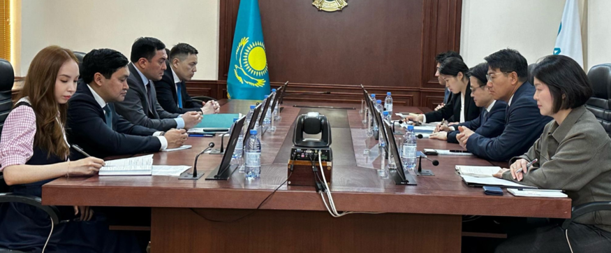 Doosan Enerbility Advances Energy Ties in Kazakhstan, Meets New Minister Amid Nuclear Bidding Race