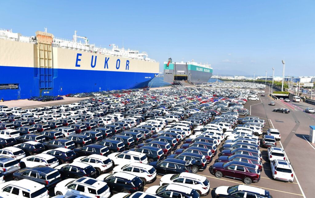 Global Top 5 Automakers Dominate Half of Worldwide Car Sales