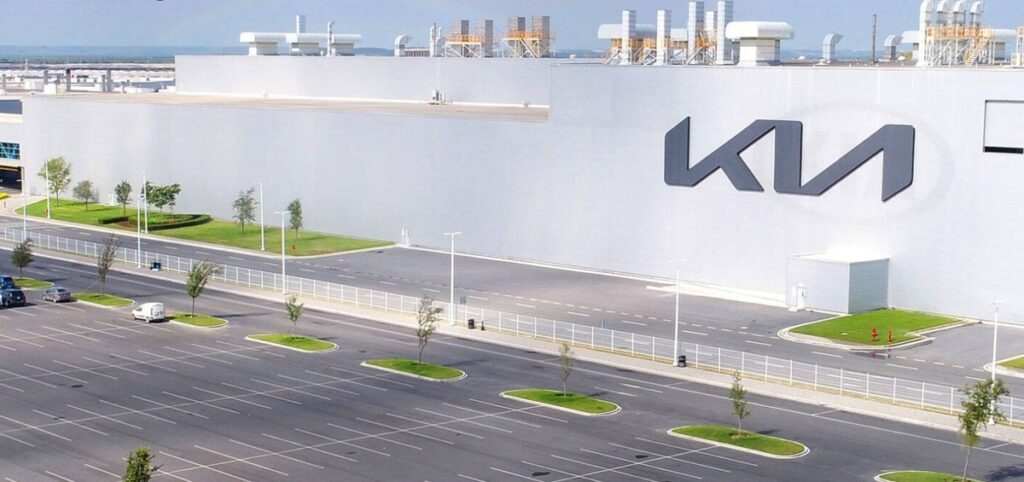 Kia Motors Ramping Up Customer Touchpoints in Mexico…Complete Overhaul of Dealer Network